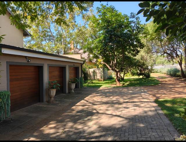 3.50HA SMALLHOLDING FOR SALE IN WATERKLOOF AH
